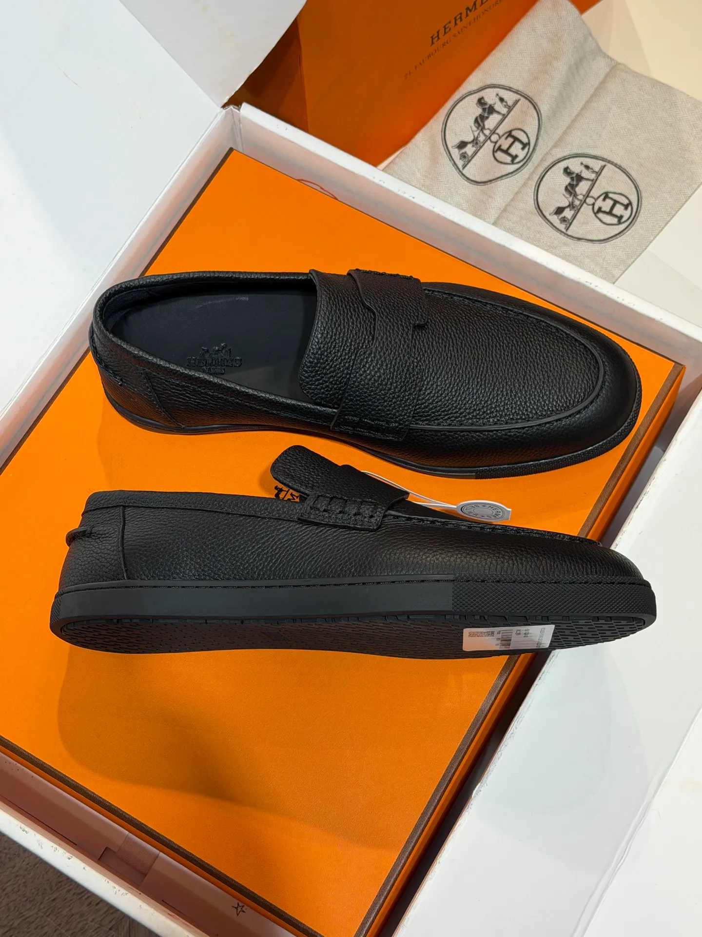【HERMES】Top P:800💰-Size: 39-44 (38.45. Customized) H Home Freesstyle Men's Loafers Calfskin and Epsom Heritage calfskin high-top sports shoes, the soles are decorated with saddle stud buckle patterns, creating a modern urban style. Imported cowhide + cowhide lining + customized TPU outsole.